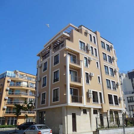 Holiday Apartments In Поморіє Екстер'єр фото