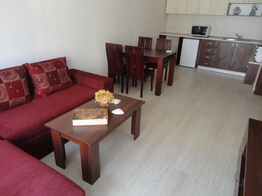 Holiday Apartments In Поморіє Номер фото