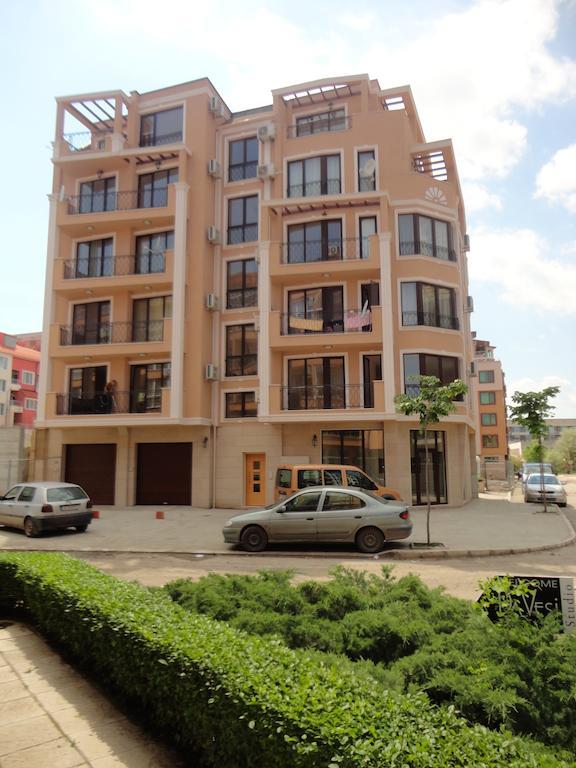 Holiday Apartments In Поморіє Екстер'єр фото